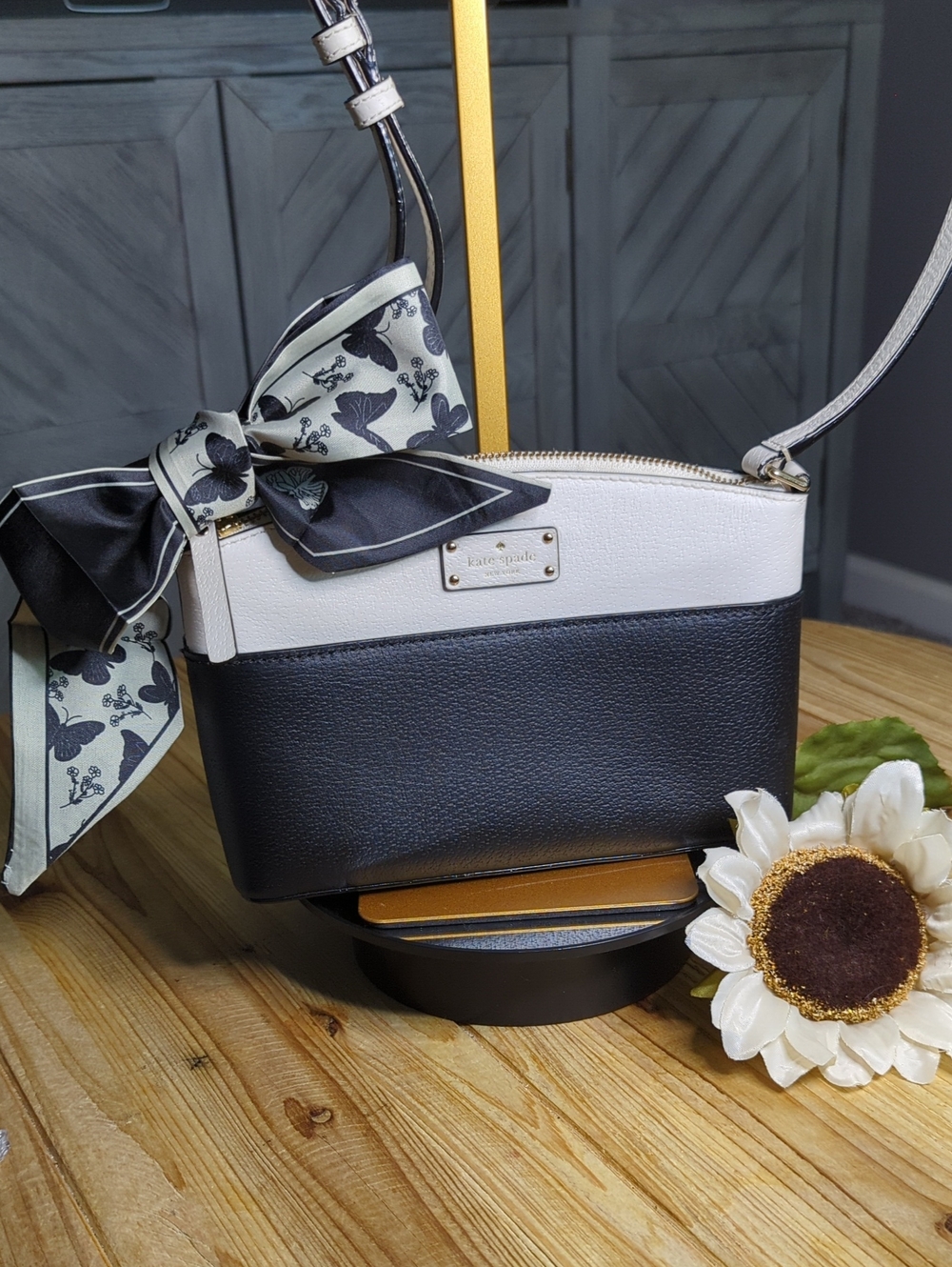 Kate Spade Two Tone Leather Crossbody Bag And Matching Scarf.